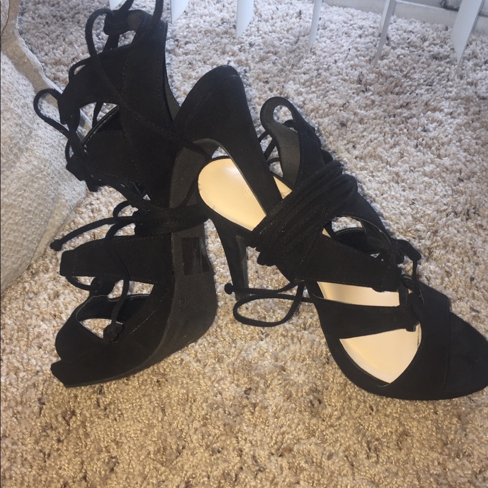 Open Toe Black String Heels - Picture 3 of 5